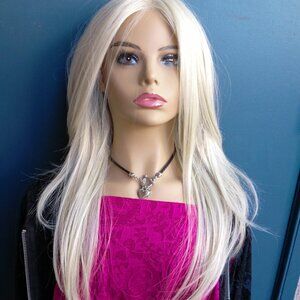 SCENE STEALER wig, Raquel Welch, Iced Sweet Cream, RL16/22,Lace Front, Mono Top